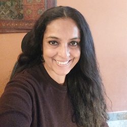 Headshot of Coaching World contributor Anubha Kathuria Bellani.