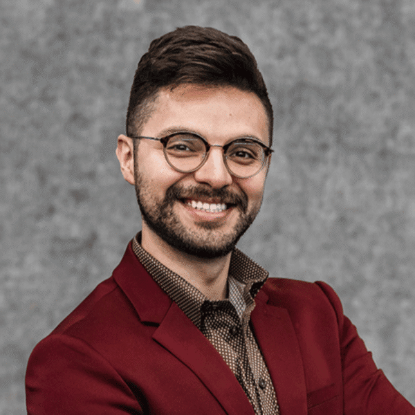 Headshot of Michael Pereira
