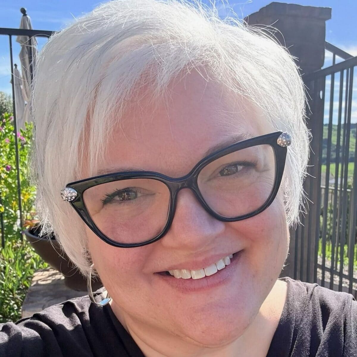 Headshot of Michelle Thompson, Board Member with International Coaching Federation