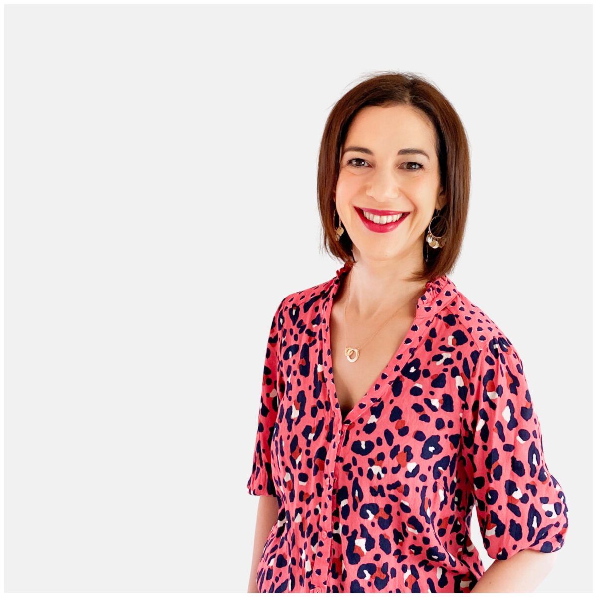 Headshot of Dina Behrman, Author with the International Coaching Federation. Known for her public relations expertise.