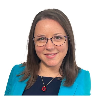 Headshot of Genevieve Feliú, author with the International Coaching Federation. Known for futures thinking and research.