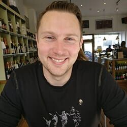 Gareth-Kemp-headshot.jpg