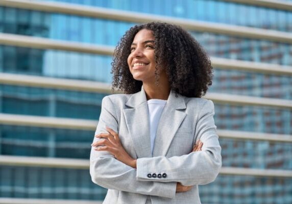 Kelly-Transitioning-from-Corporate-to-Entrepreneur-1.jpg